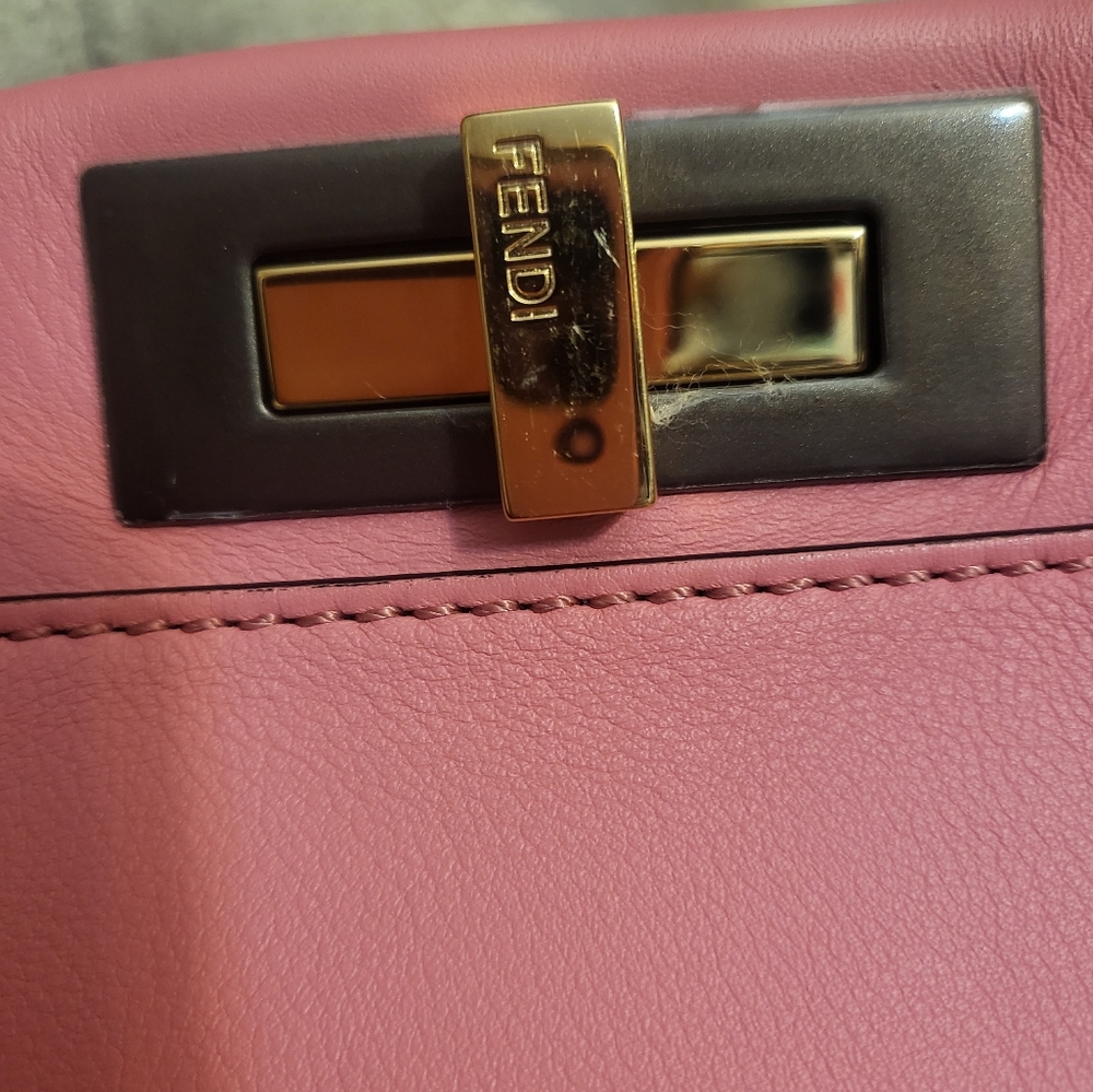 Authentic Fendi Peekaboo - Picture 2 of 3